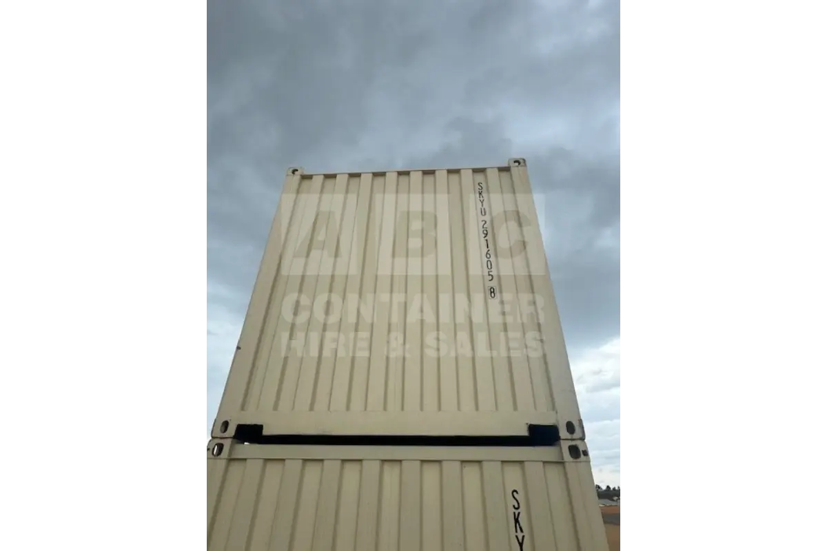 Container product image.