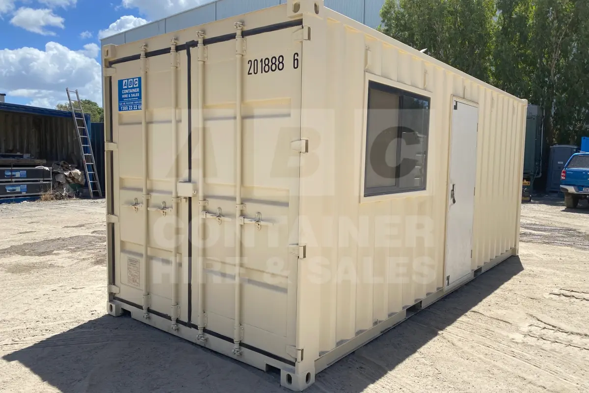 Container product image.