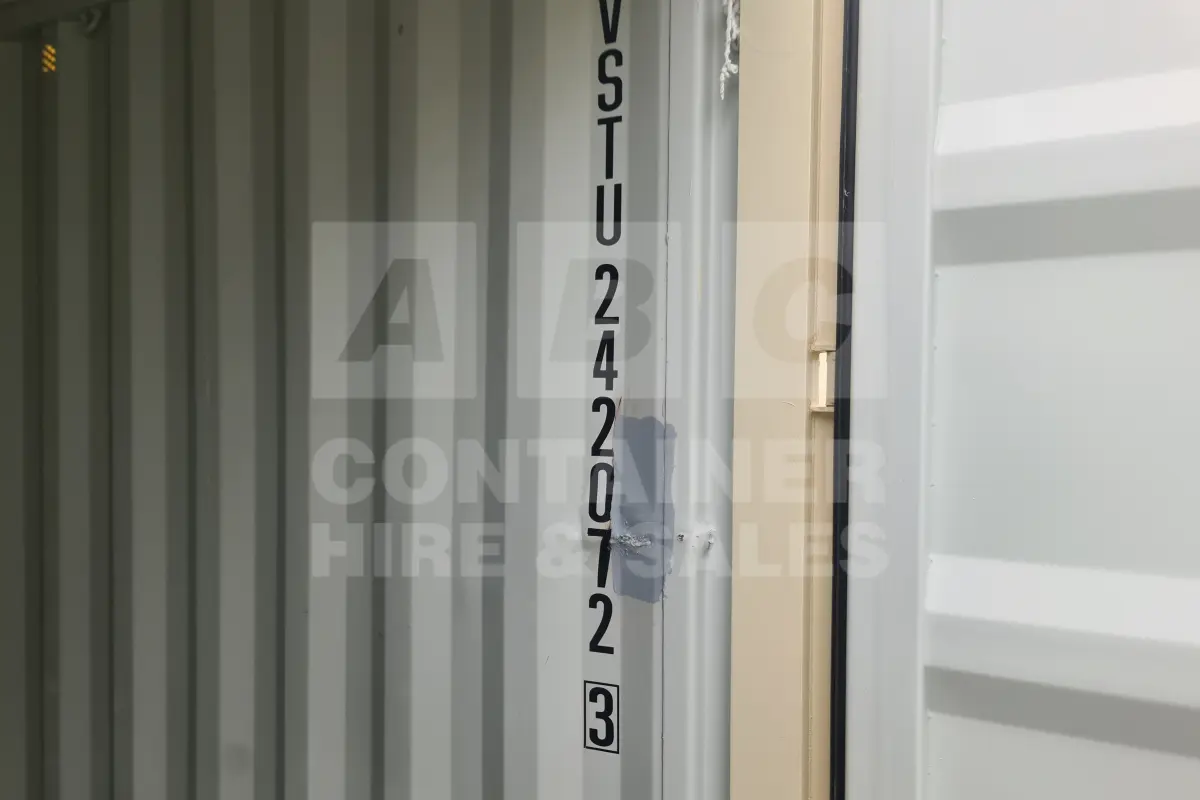 Container product image.