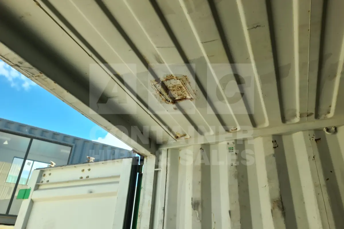 Container product image.