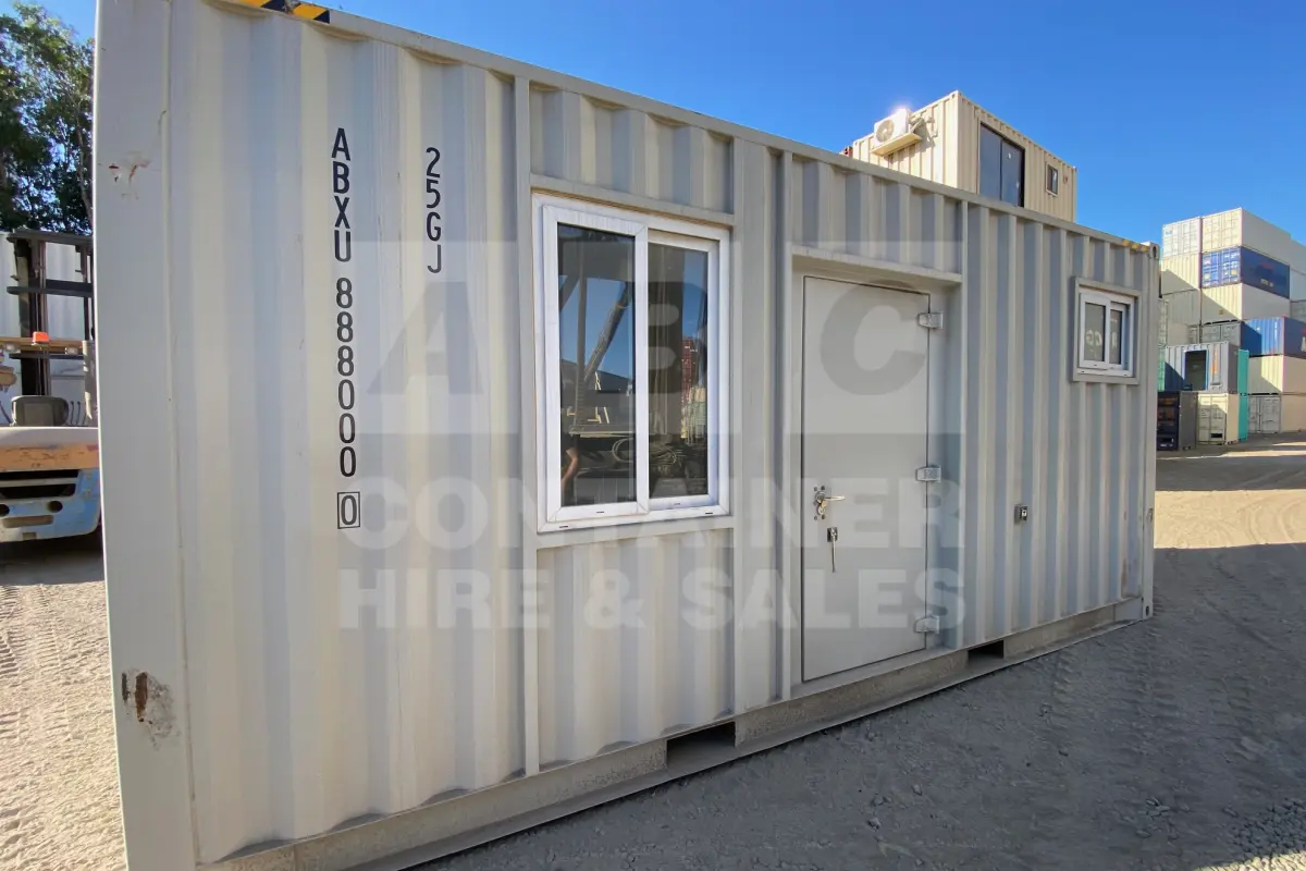 Container product image.