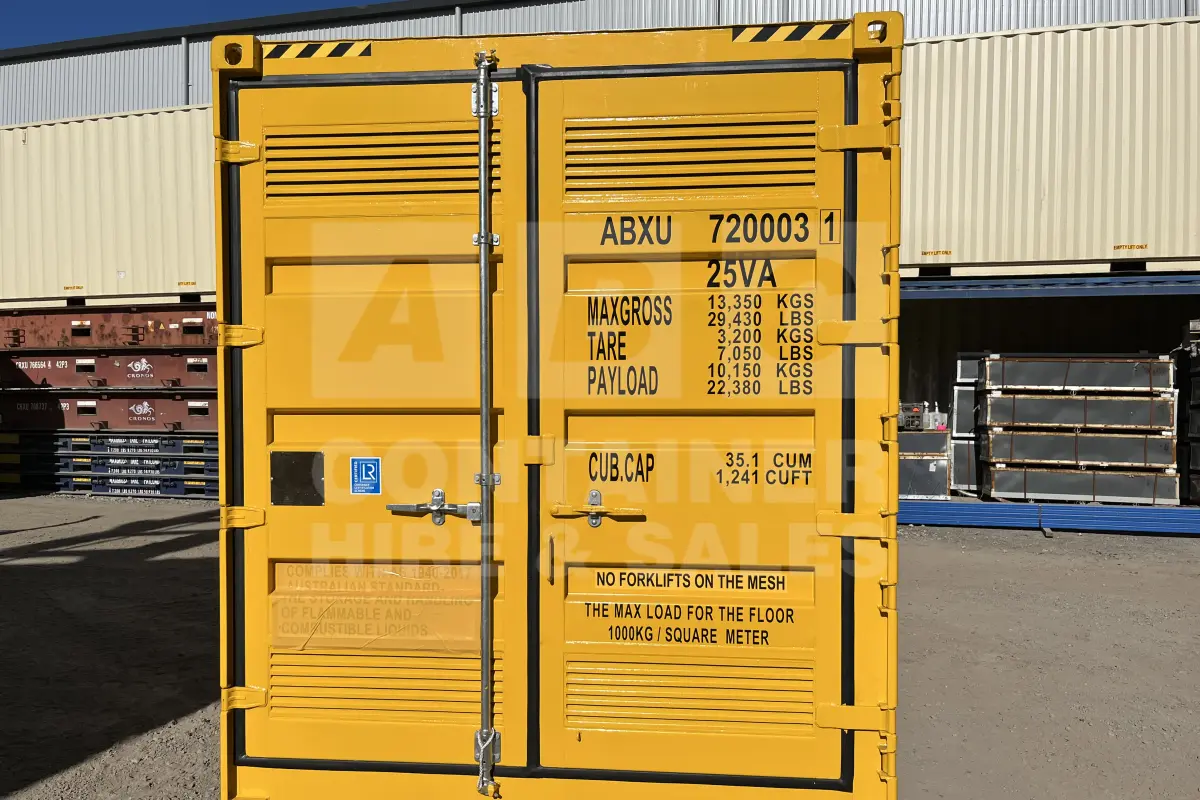 Container product image.