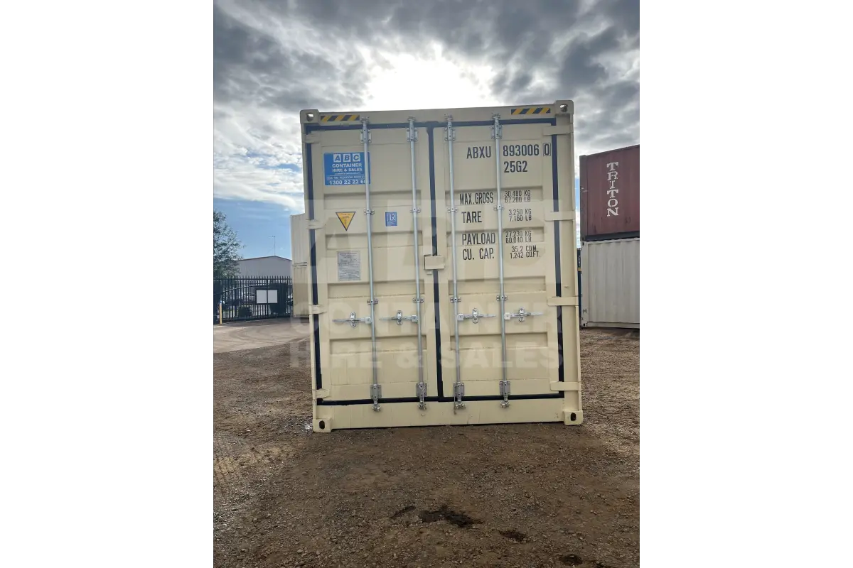 Container product image.