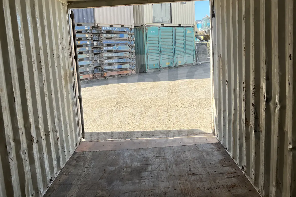 Container product image.