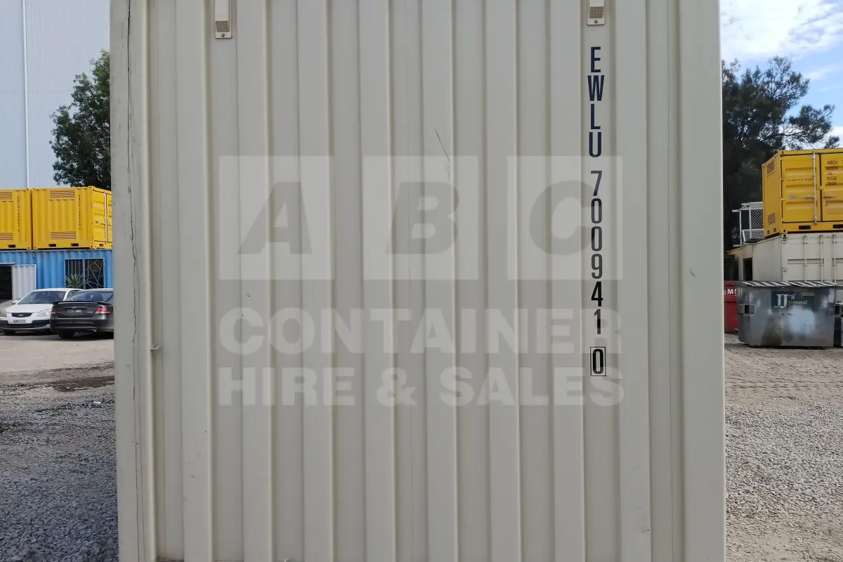 Container product image.