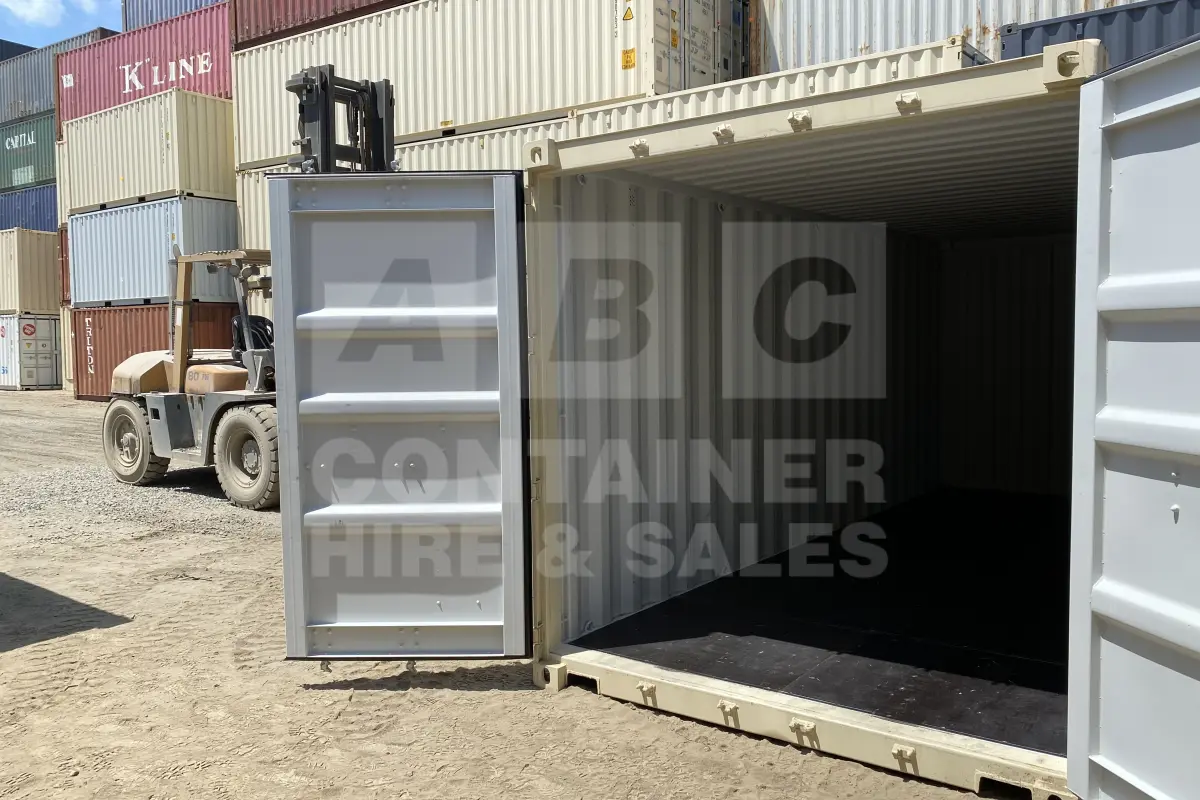 Container product image.