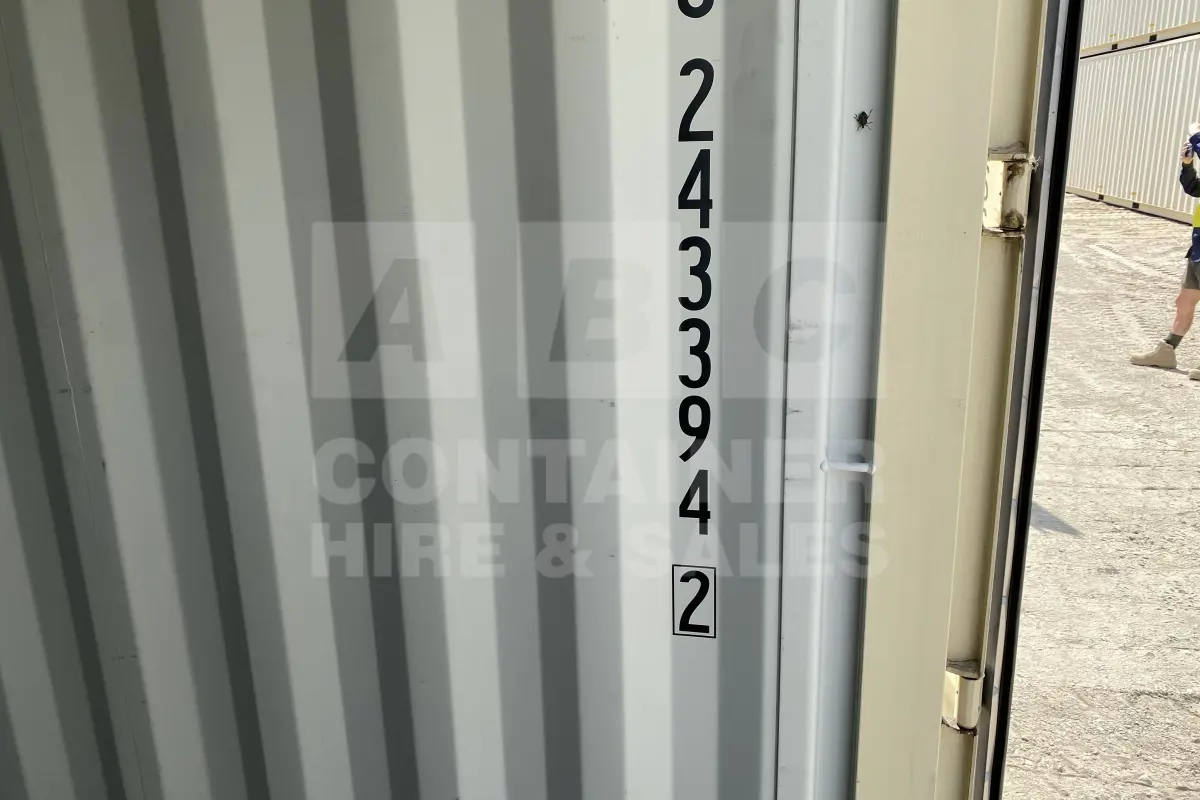 Container product image.