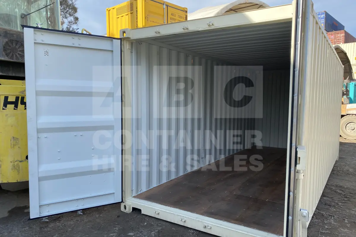 Container product image.