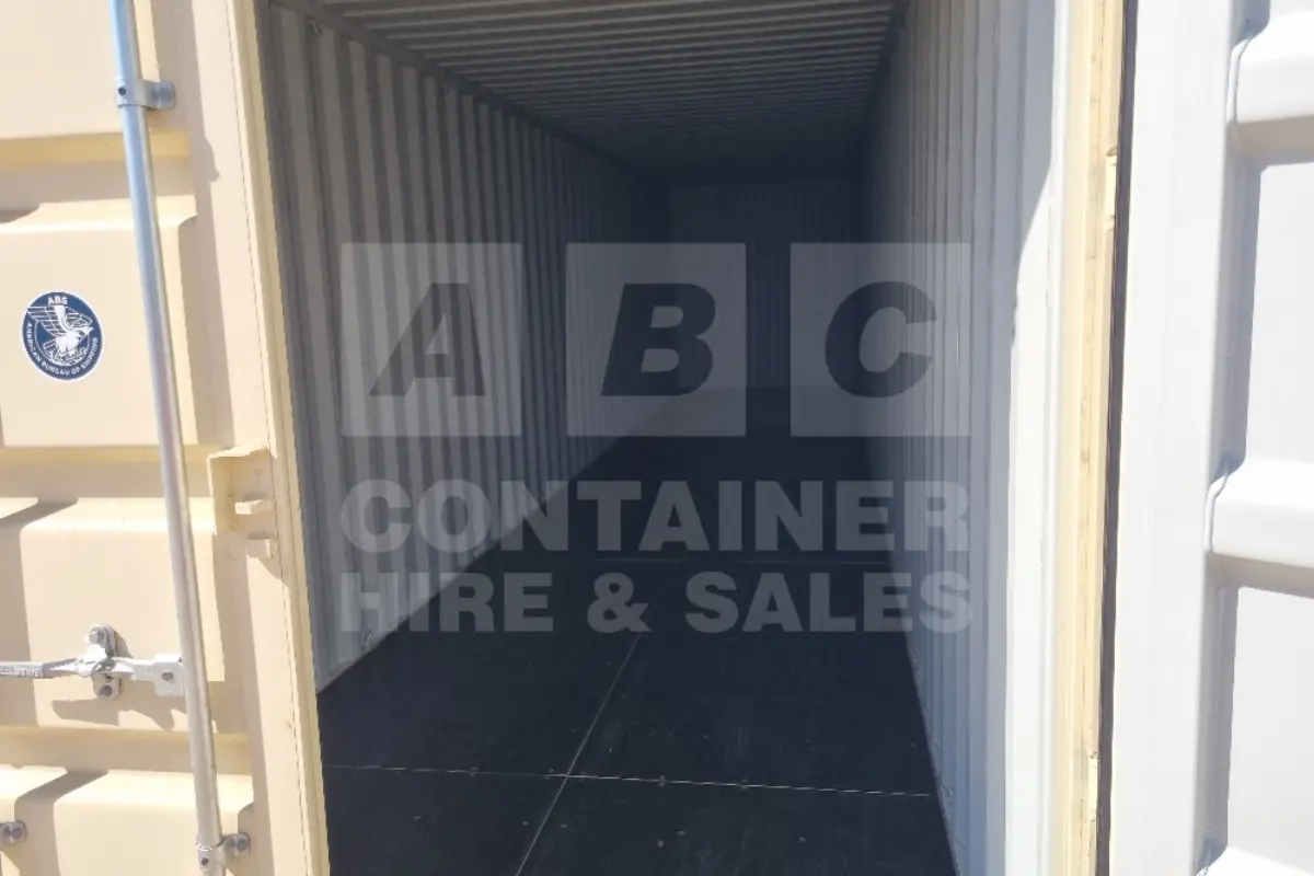 Container product image.