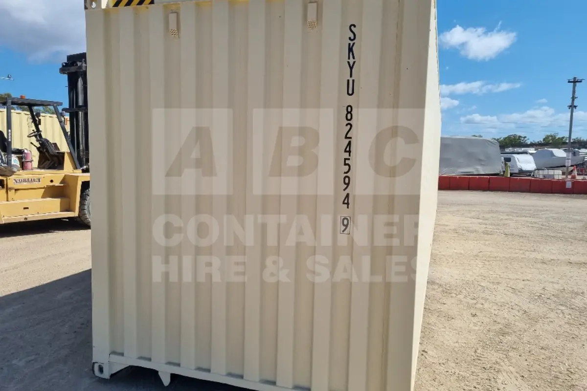 Container product image.