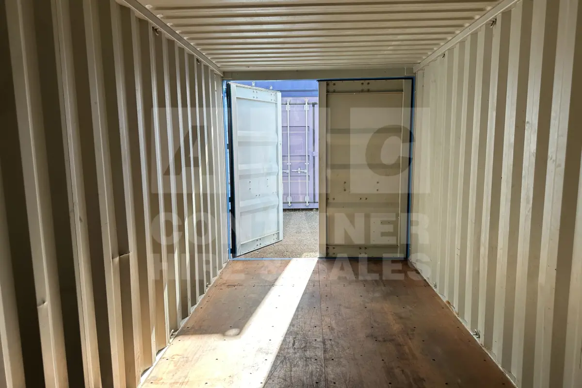Container product image.