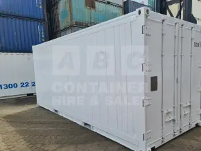 20' Standard Height Refrigerated "Reefer" Shipping Container (Operational)