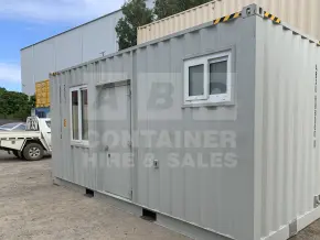 20' High Cube bedroom box