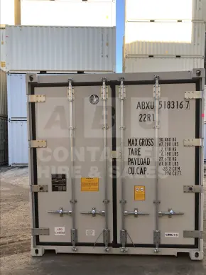 20' Standard Height Refrigerated "Reefer" Shipping Container (Operational)