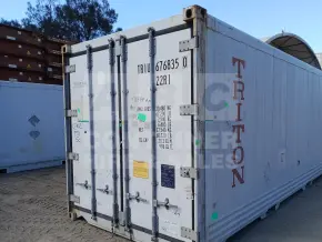 20' Standard Height Refrigerated "Reefer" Shipping Container (Operational)